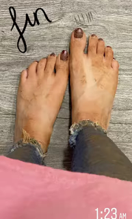 Ankita Sharma feet photo thumbnail