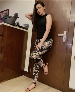 Ankita Sharma feet photo thumbnail