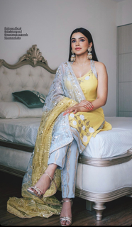 Ankita Sharma feet photo thumbnail