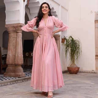 Ankita Sharma feet photo thumbnail