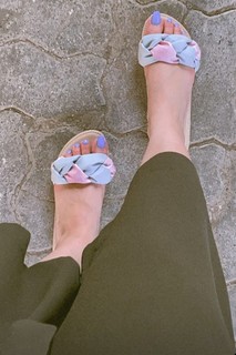 Ankita Sharma feet photo thumbnail