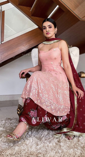 Ankita Sharma feet photo thumbnail