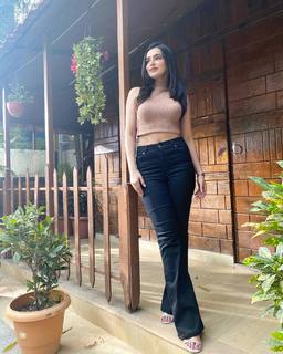 Ankita Sharma feet photo thumbnail