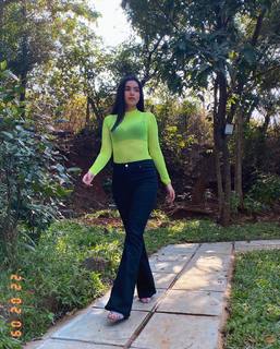 Ankita Sharma feet photo thumbnail