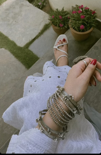 Ankita Sharma feet photo thumbnail