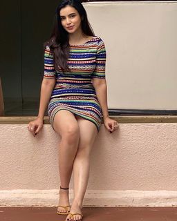 Ankita Sharma feet photo thumbnail