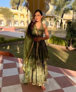 Ankita Sharma feet photo thumbnail