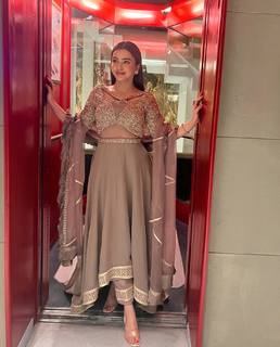 Ankita Sharma feet photo thumbnail