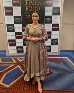 Ankita Sharma feet photo thumbnail