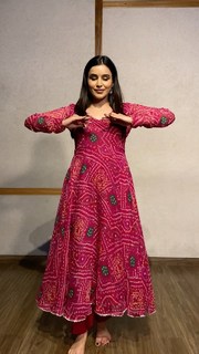 Ankita Sharma feet photo thumbnail