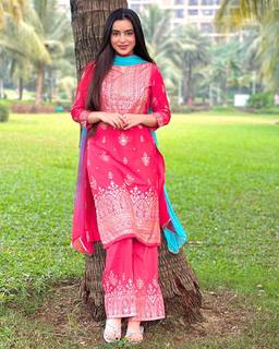 Ankita Sharma feet photo thumbnail