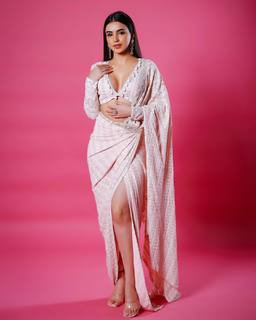 Ankita Sharma feet photo thumbnail