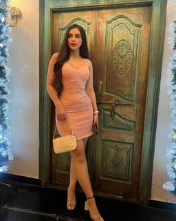 Ankita Sharma feet photo thumbnail