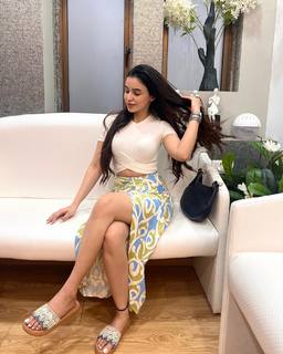 Ankita Sharma feet photo thumbnail