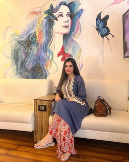 Ankita Sharma feet photo thumbnail