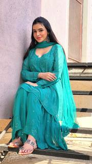 Ankita Sharma feet photo thumbnail