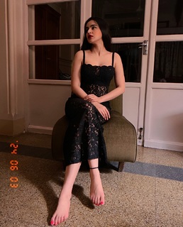Ankita Sharma feet photo thumbnail
