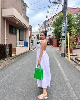 Ankita Sharma feet photo thumbnail