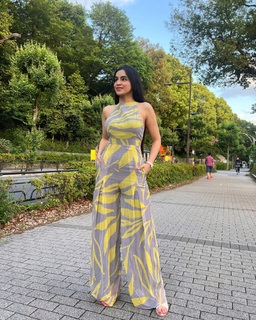 Ankita Sharma feet photo thumbnail