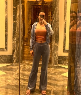 Ankita Sharma feet photo thumbnail