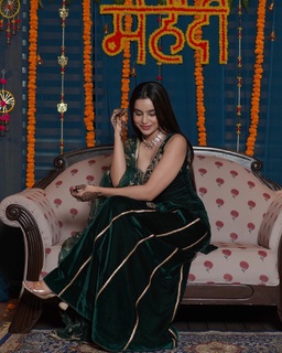 Ankita Sharma feet photo thumbnail