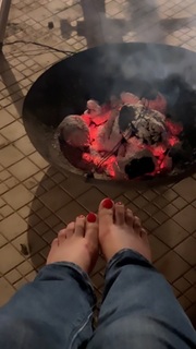 Ankita Sharma feet photo thumbnail