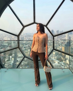 Ankita Sharma feet photo thumbnail