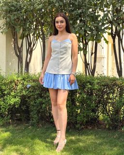 Ankita Sharma feet photo thumbnail