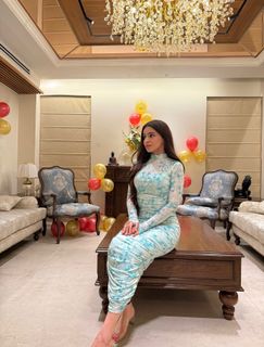 Ankita Sharma feet photo thumbnail