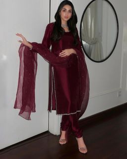Anmol Baloch feet photo 10