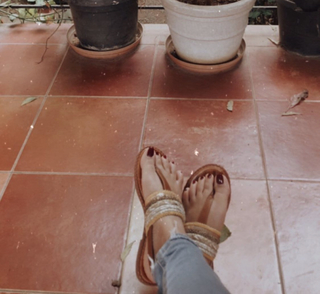 Ann Augustine feet photo 14