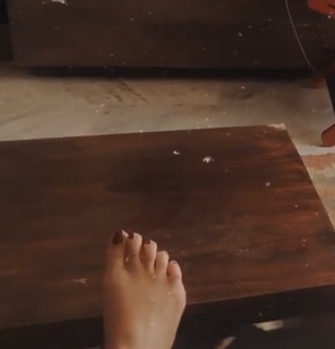Ann Augustine feet photo 10