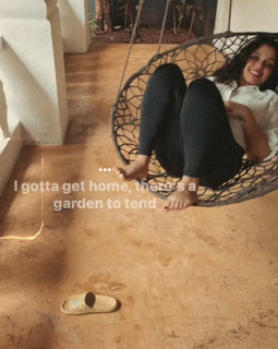 Ann Augustine feet photo 18