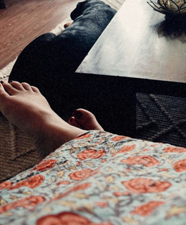 Ann Augustine feet photo 17