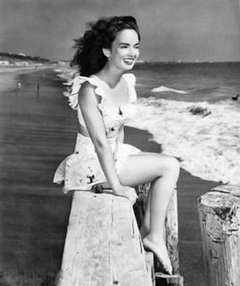 Ann Blyth feet photo 3