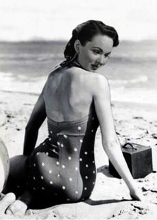 Ann Blyth feet photo 3