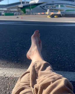 Ann-Kathrin Bendixen feet photo 6