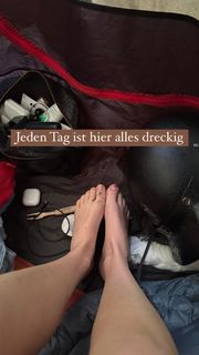 Ann-Kathrin Bendixen feet photo 12