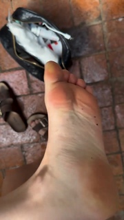 Ann-Kathrin Bendixen feet photo 15