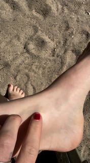 Ann-Kathrin Bendixen feet photo 14