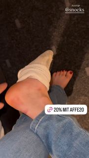 Ann-Kathrin Bendixen feet photo 8