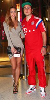 Ann-Kathrin Brömmel feet photo thumbnail