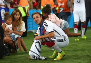 Ann-Kathrin Brömmel feet photo thumbnail
