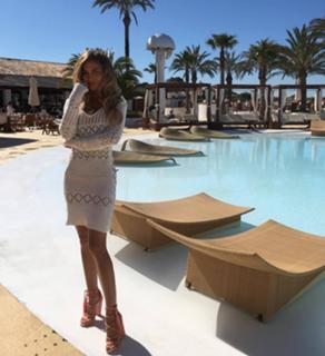 Ann-Kathrin Brömmel feet photo thumbnail