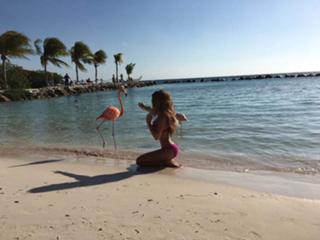 Ann-Kathrin Brömmel feet photo thumbnail