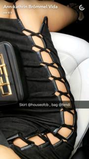 Ann-Kathrin Brömmel feet photo thumbnail