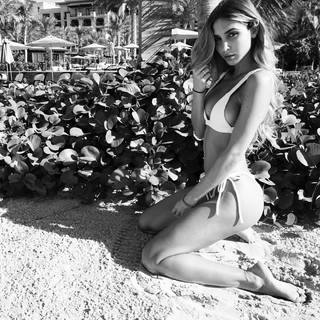 Ann-Kathrin Brömmel feet photo thumbnail