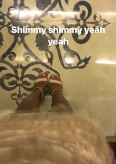 Ann-Kathrin Brömmel feet photo thumbnail