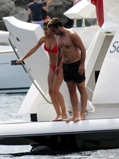 Ann-Kathrin Brömmel feet photo thumbnail