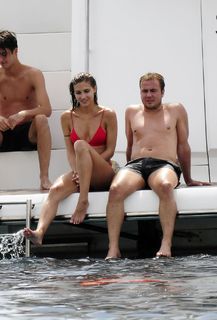 Ann-Kathrin Brömmel feet photo thumbnail